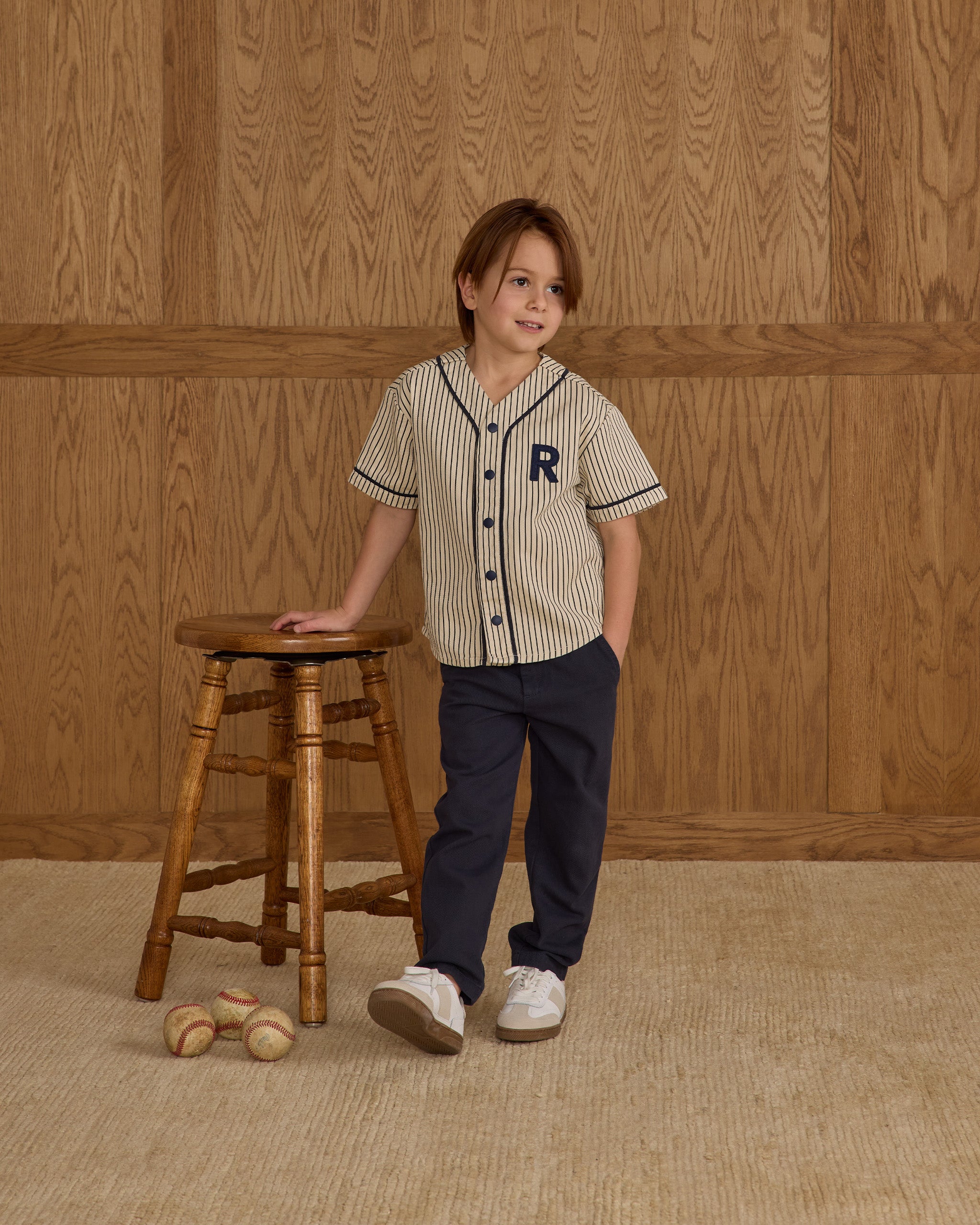 ベビー服・子供服ブランド「ライリーアンドクルー」の男の子（ボーイズ）のウェアはこちら