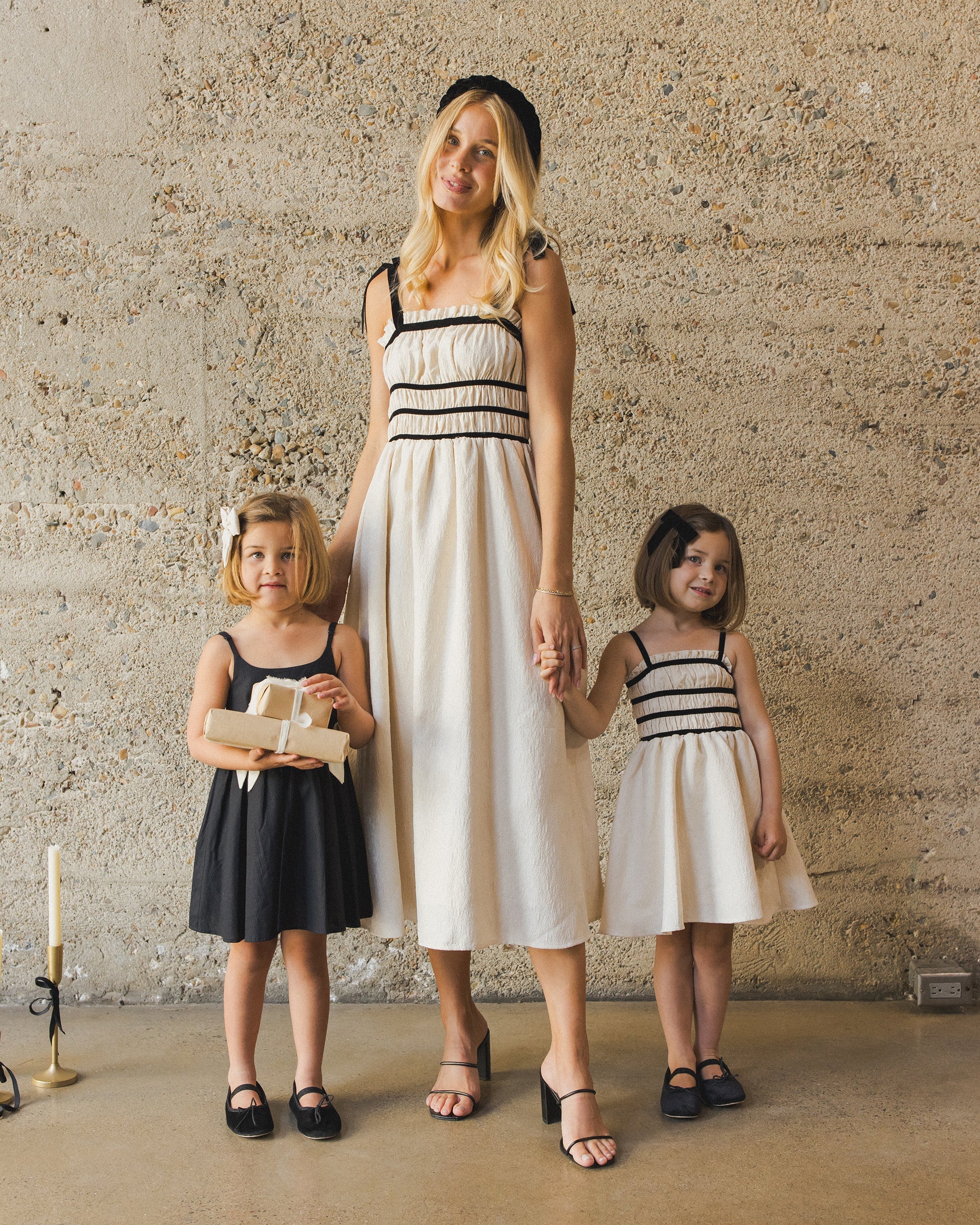 Rylee + Cru ライリーアンドクルー ベビー服 子供服  アナベルドレス　メタリックアイボリー