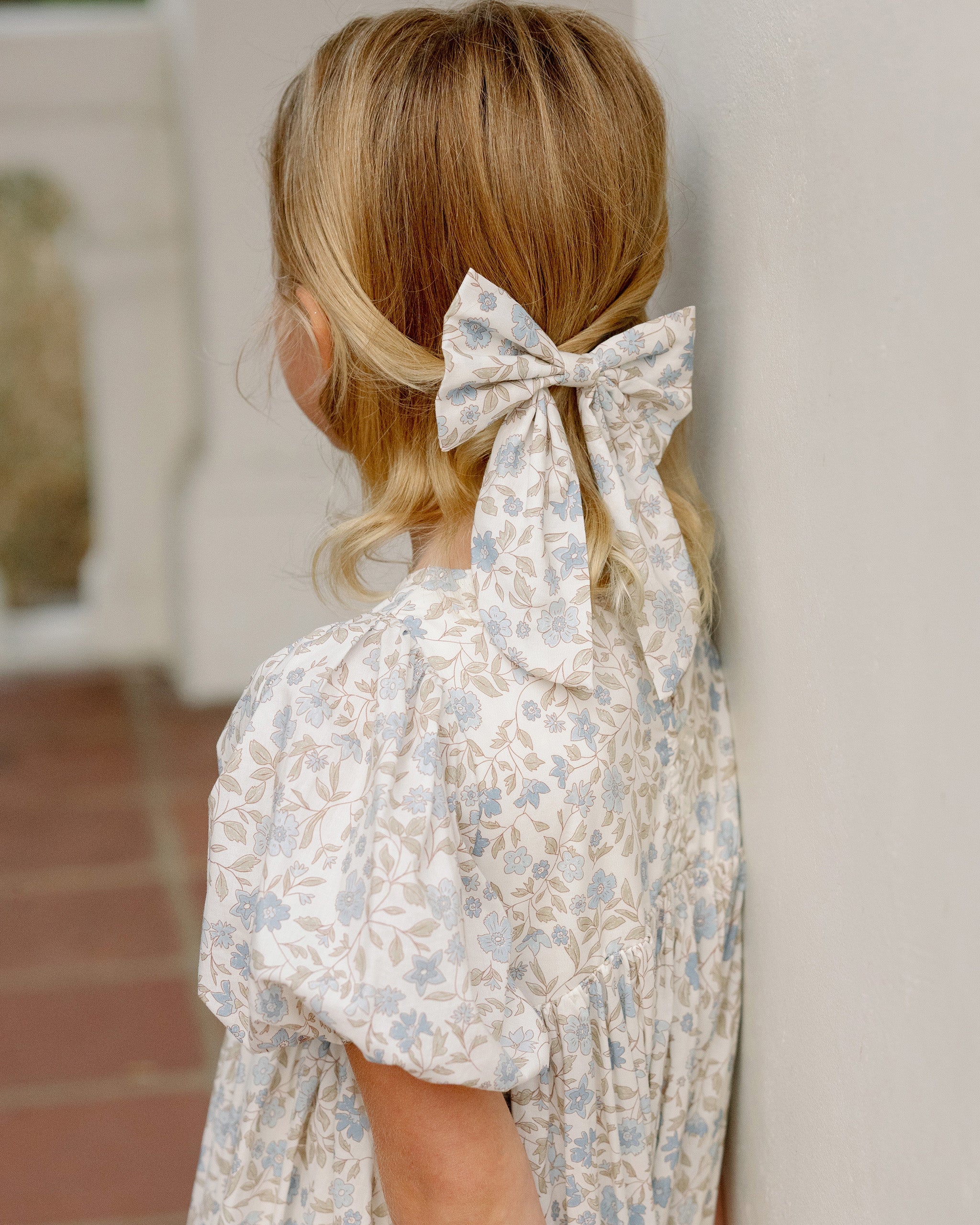 Everly Bow || Blue Garden