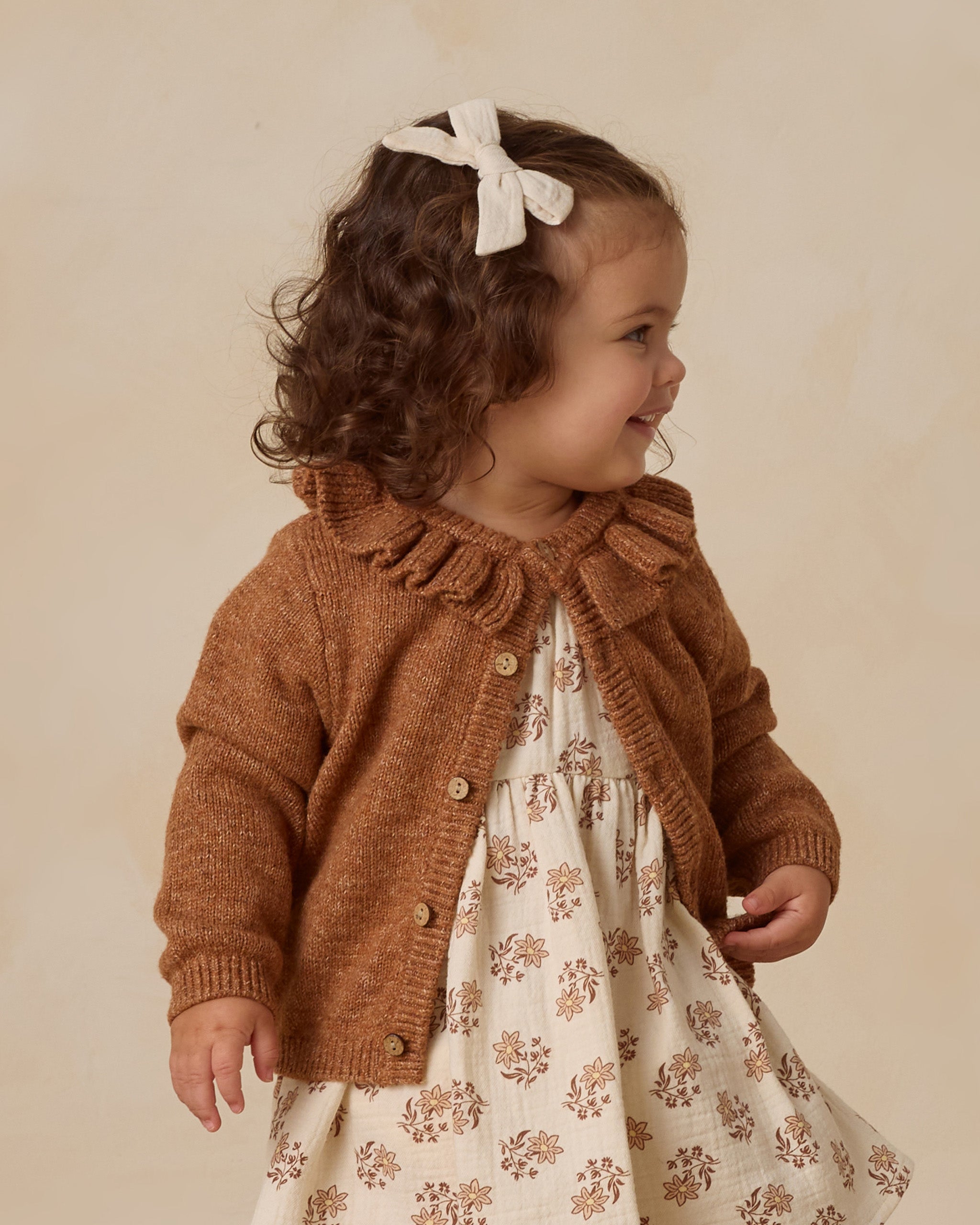Rylee + Cru ライリーアンドクルー ベビー服 子供服  ラッフルカラーカーディガン　ヘザードシダー