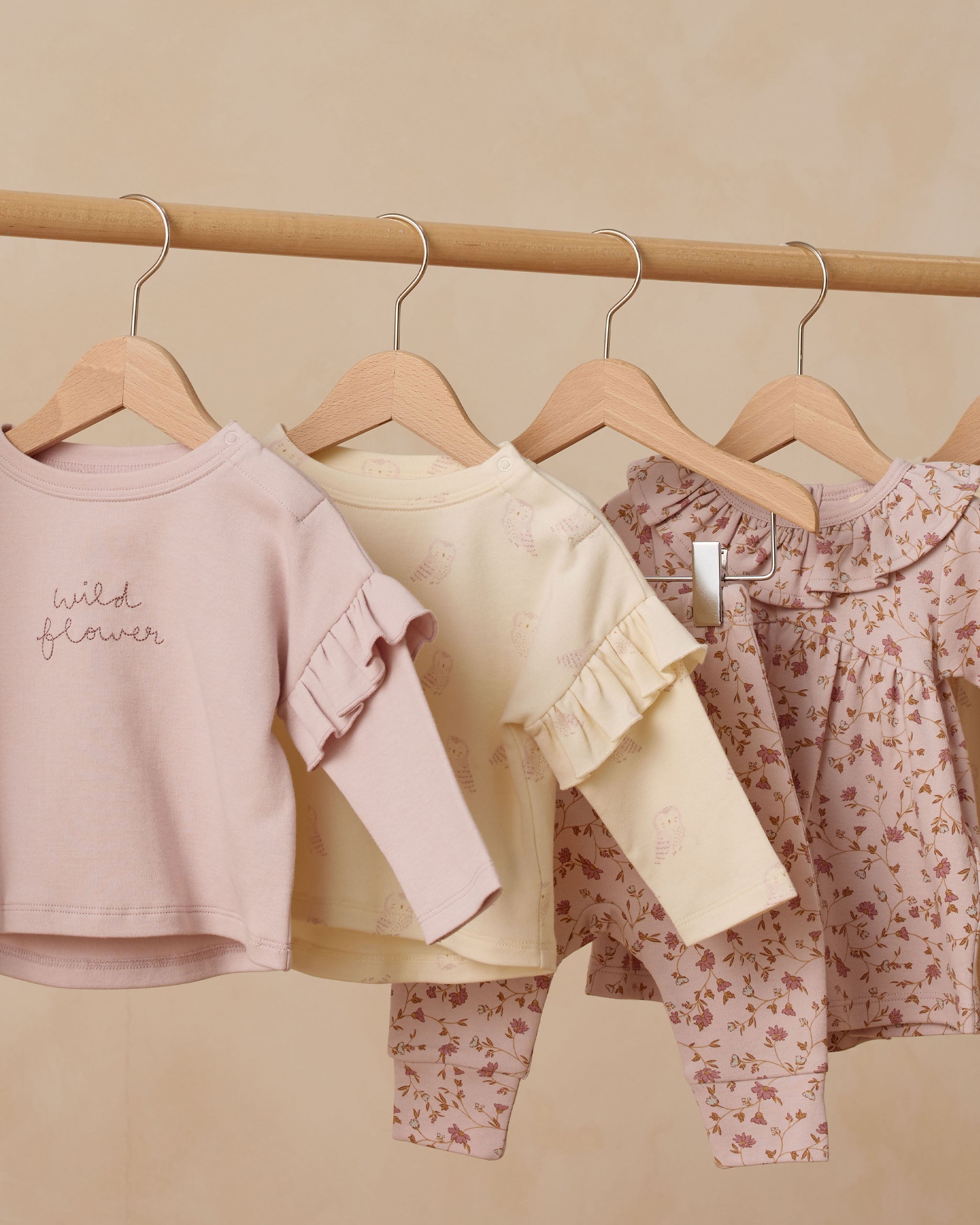 Rylee + Cru ライリーアンドクルー ベビー服 子供服  ラッフルロングスリーブティー　ワイルドフラワー
