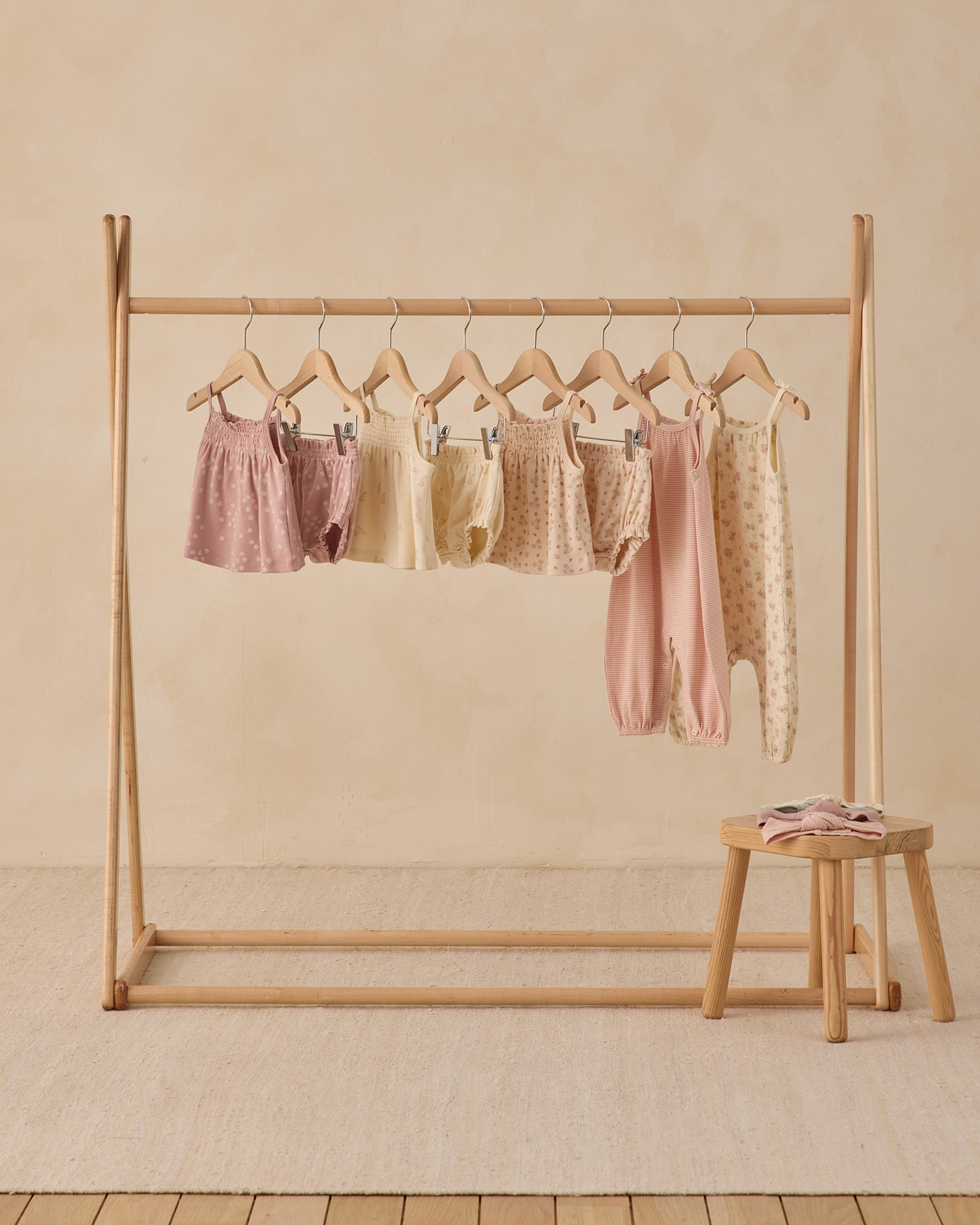 Rylee + Cru ライリーアンドクルー ベビー服 子供服 スモックタンクトップ + ブルーマーセット　ストロベリー