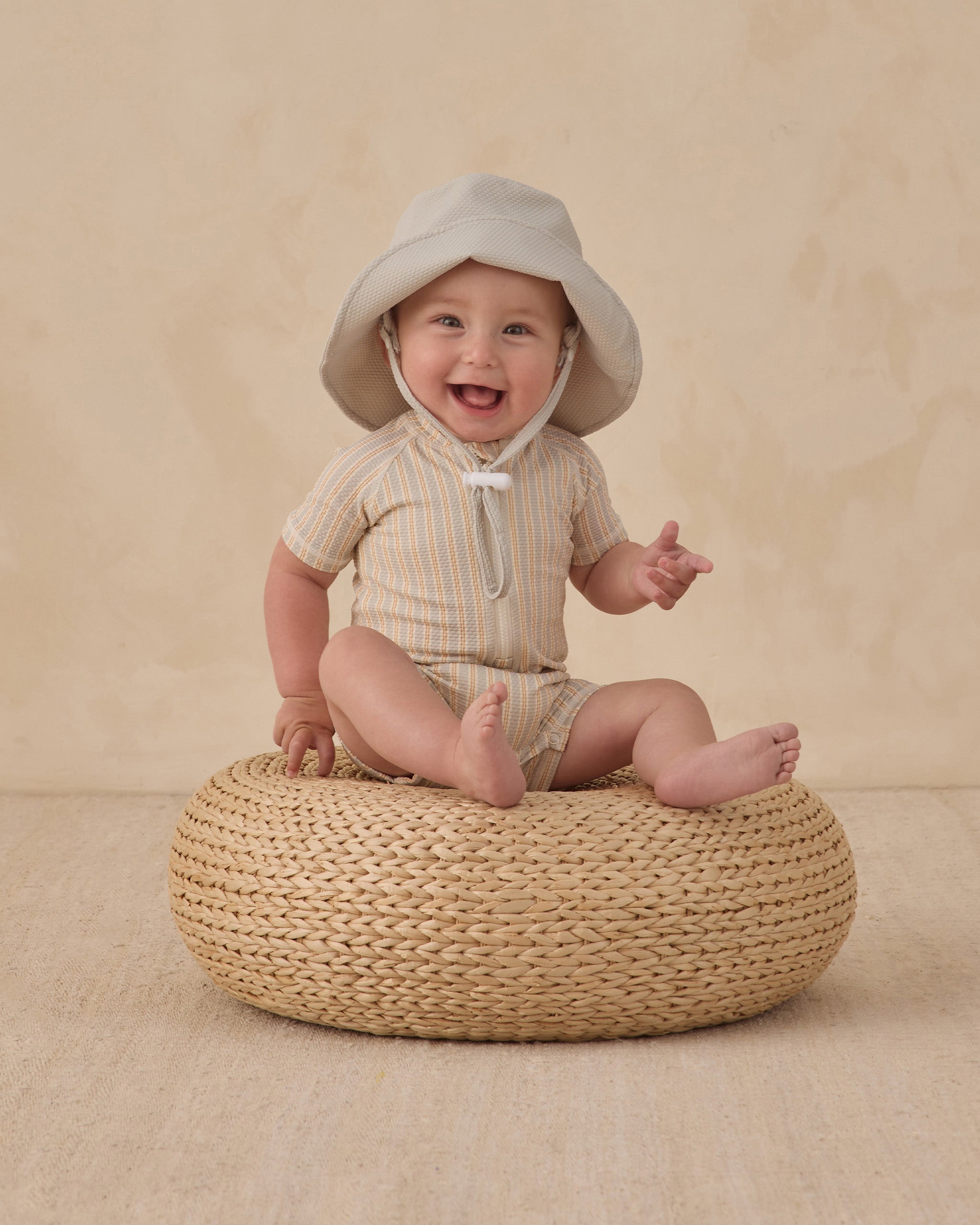 Rylee + Cru ライリーアンドクルー ベビー服 子供服 ジップラッシュガードワンピース　ブルー + バタースコッチストライプ