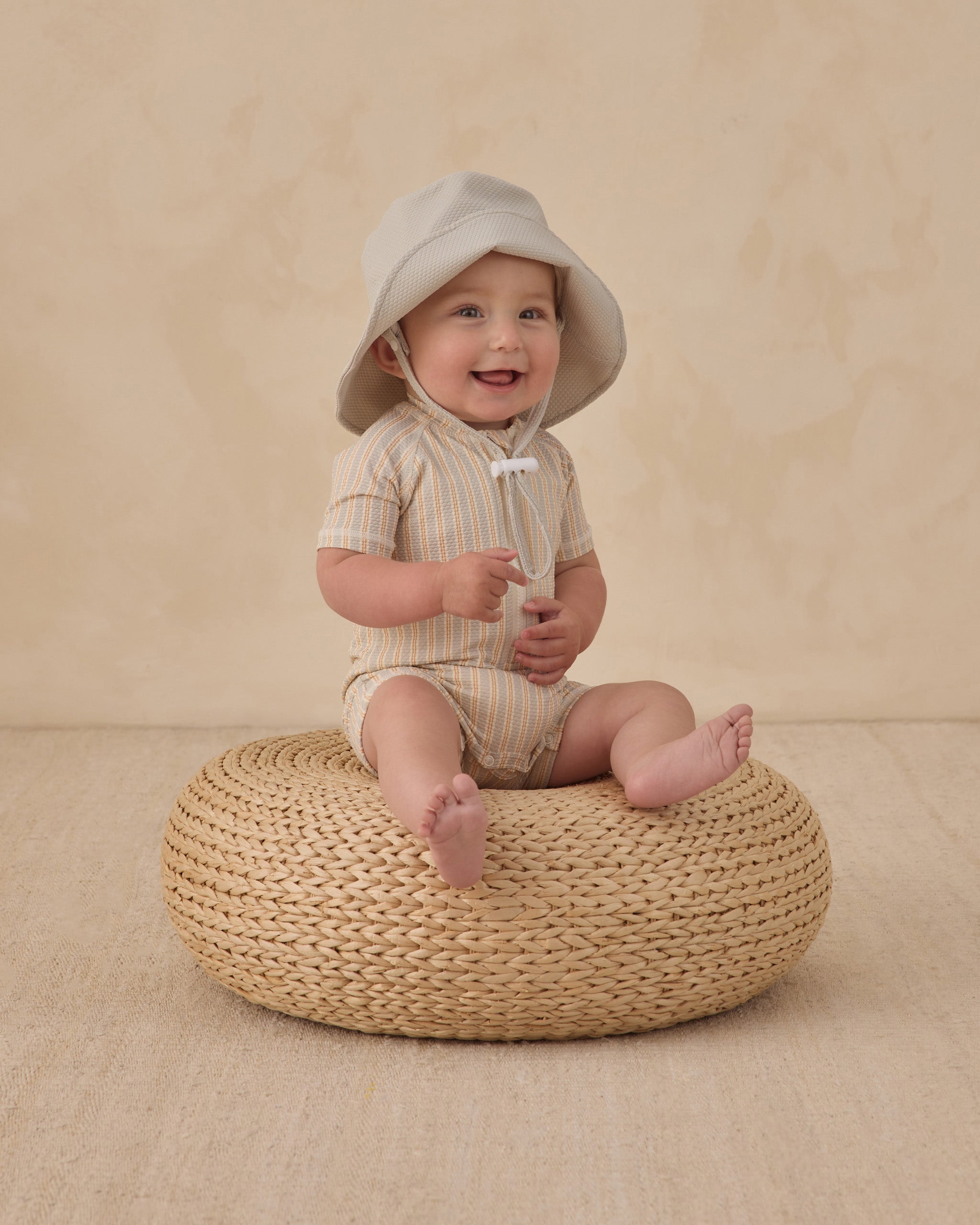 Rylee + Cru ライリーアンドクルー ベビー服 子供服 ジップラッシュガードワンピース　ブルー + バタースコッチストライプ