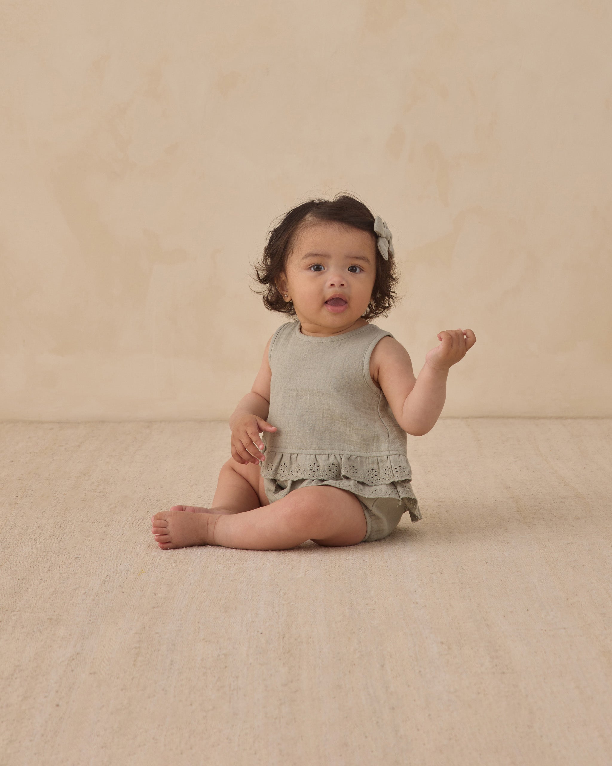 Rylee + Cru ライリーアンドクルー ベビー服 子供服 ラッフルチューリップトップ + ブルマーセット　セージ