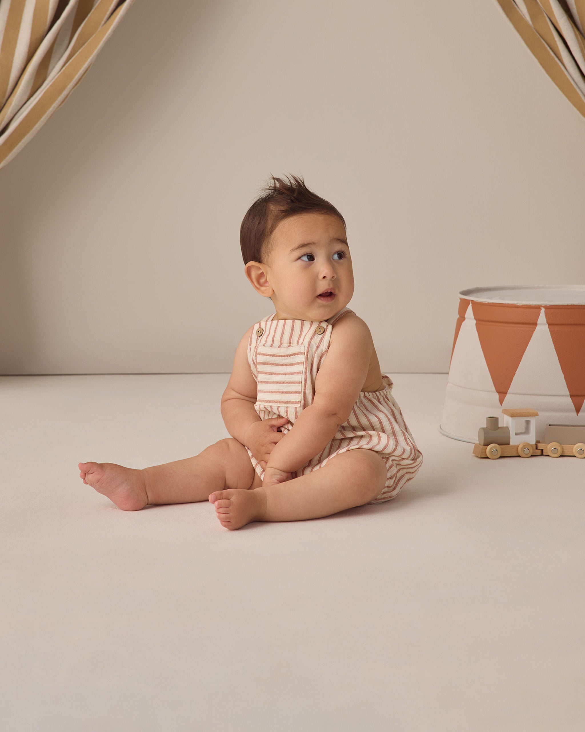 QUINCY MAE ロンパース 12-18m SALE】Quincy Mae PETER PAN ROMPER CRANBERRY クインシー メイ 長袖