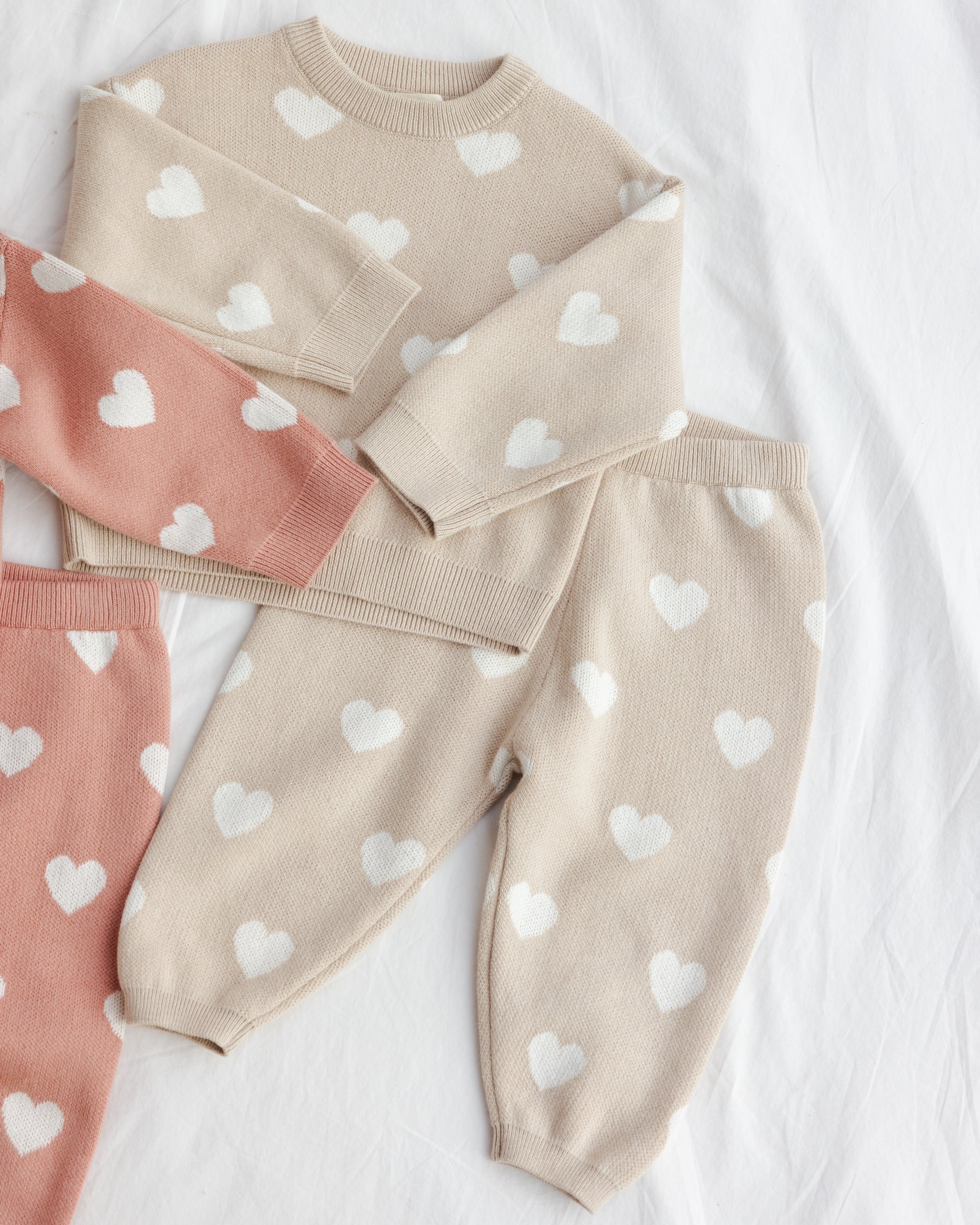 Rylee + Cru ライリーアンドクルー ベビー服 子供服　ハートニットセーター　オートミール