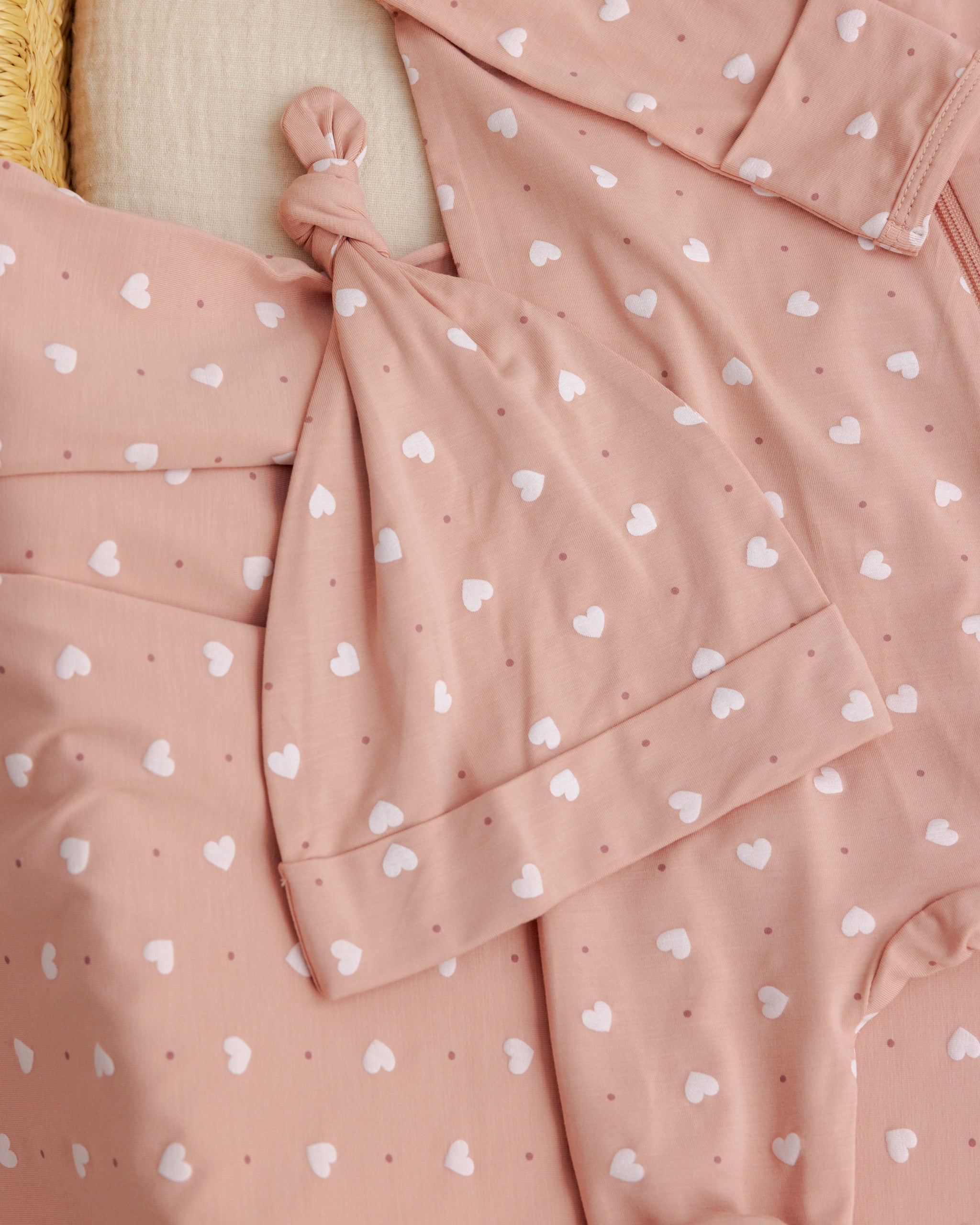 Rylee + Cru ライリーアンドクルー ベビー服 子供服　バンブースワドル　ノットハット　ピンクハート