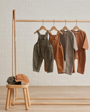 
                  
                    CORDUROY BABY OVERALLS || FOREST
                  
                
