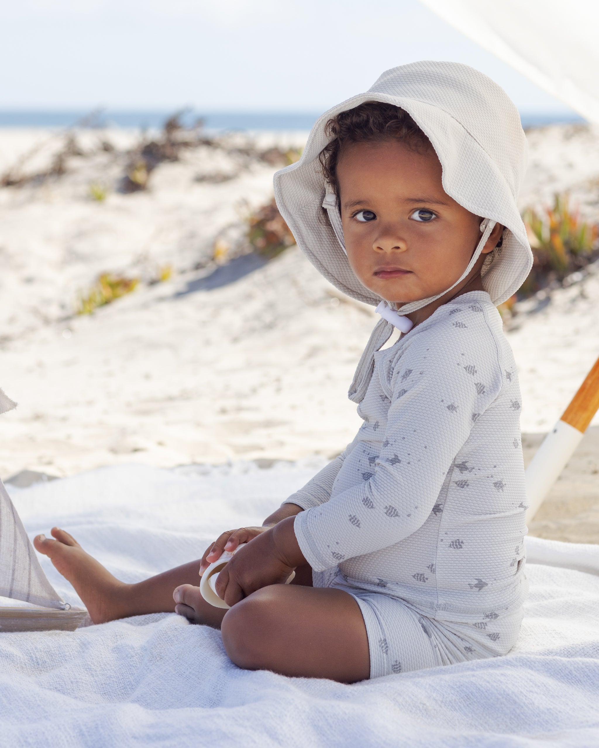 Rylee + Cru ライリーアンドクルー ベビー服 子供服 フィン ラッシュガード + ショートセット　フィッシュ