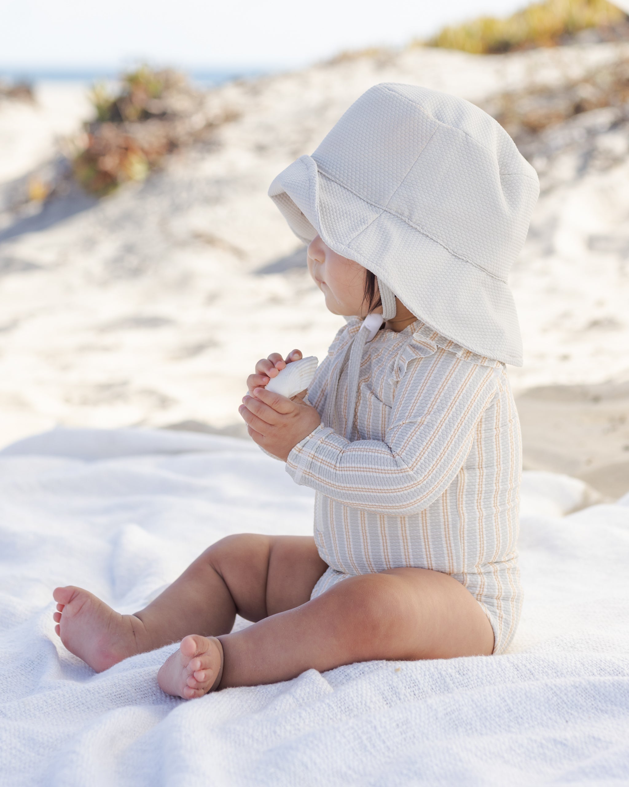 Rylee + Cru ライリーアンドクルー ベビー服 子供服 バイロン ラッシュガード ワンピース　ブルー + バタースコッチストライプ