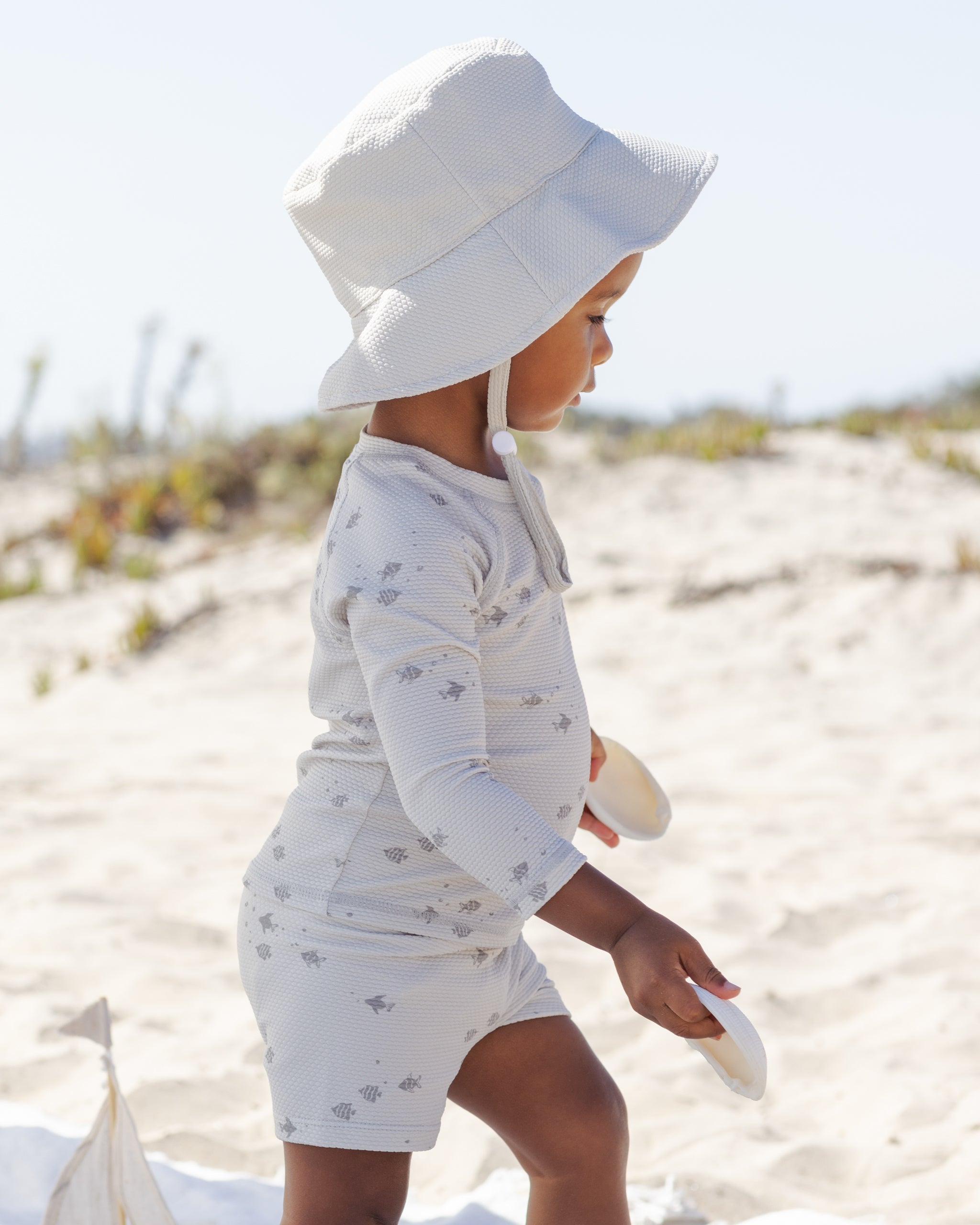 Rylee + Cru ライリーアンドクルー ベビー服 子供服 フィン ラッシュガード + ショートセット　フィッシュ