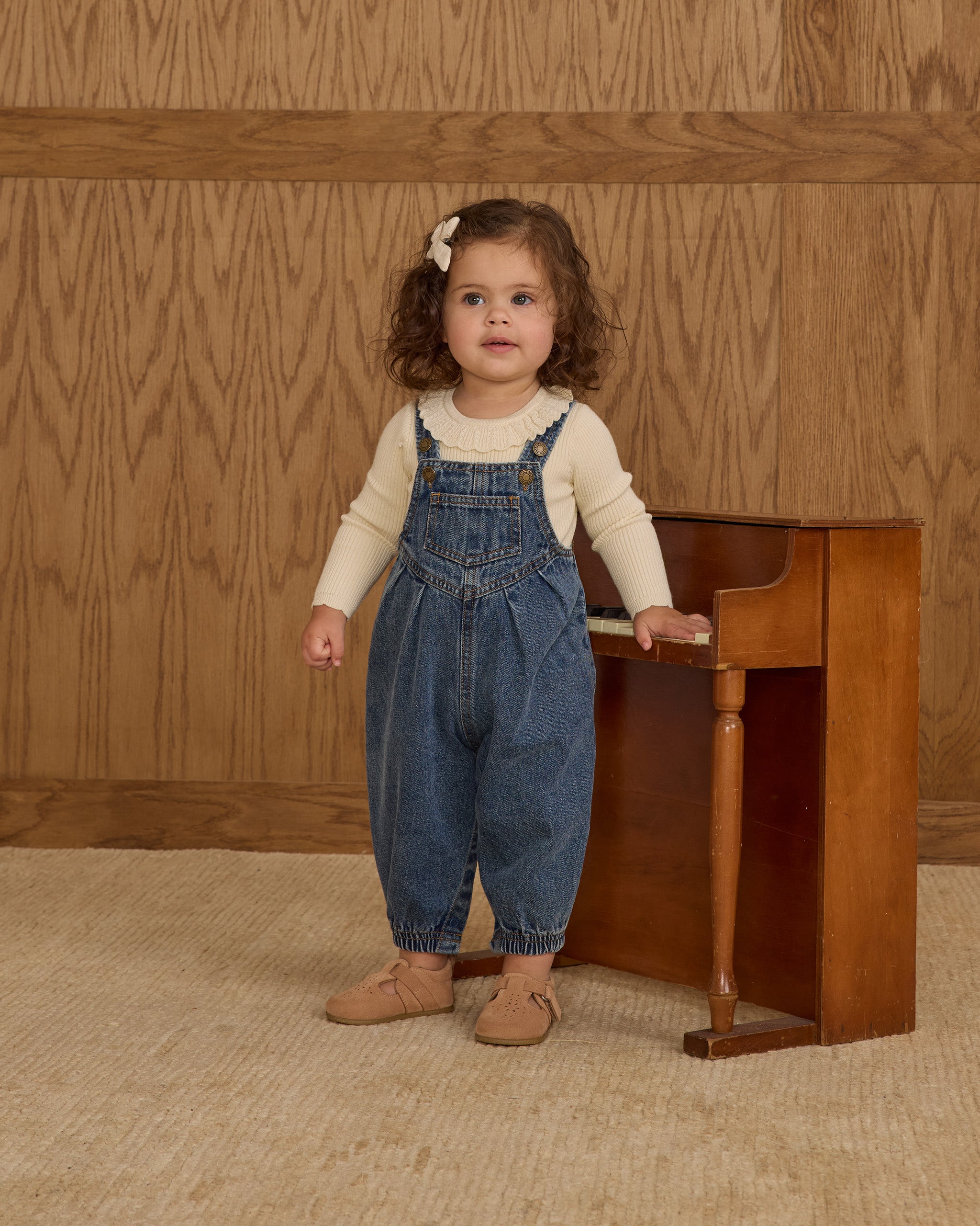 Rylee + Cru ライリーアンドクルー ベビー服 子供服  ラッフルカラーボディスーツ　ナチュラル