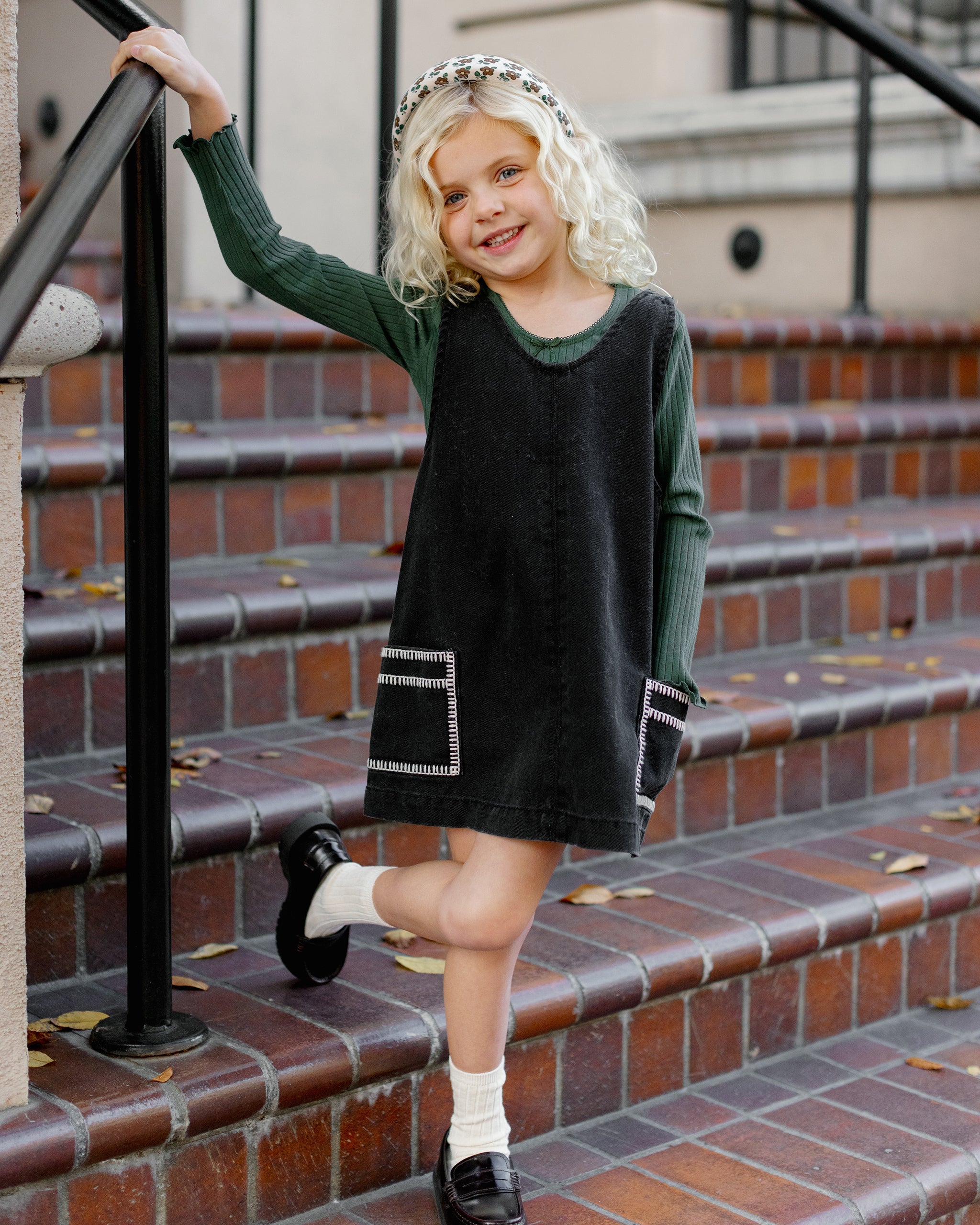 Rylee + Cru ライリーアンドクルー ベビー服 子供服  Vネックオーバーオールドレス　ウォッシュドブラック