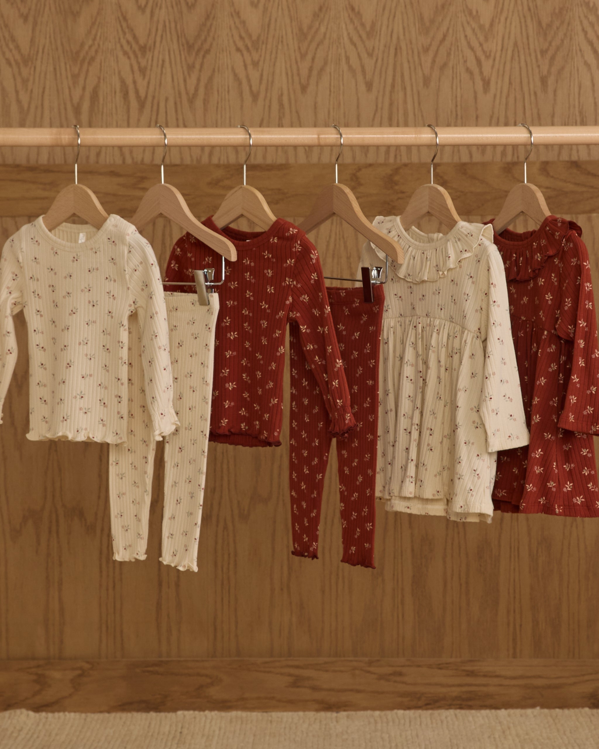 Rylee + Cru ライリーアンドクルー ベビー服 子供服  リブロングスリーブトップス　ナチュラルディッツィ