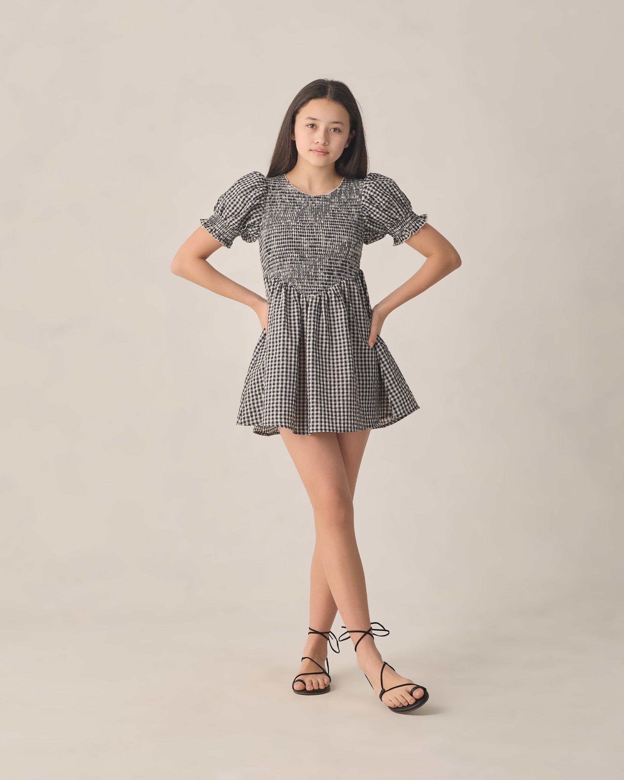 Rylee + Cru ライリーアンドクルー ベビー服 子供服 ルイーズドレス　ブラックチェック - ティーン