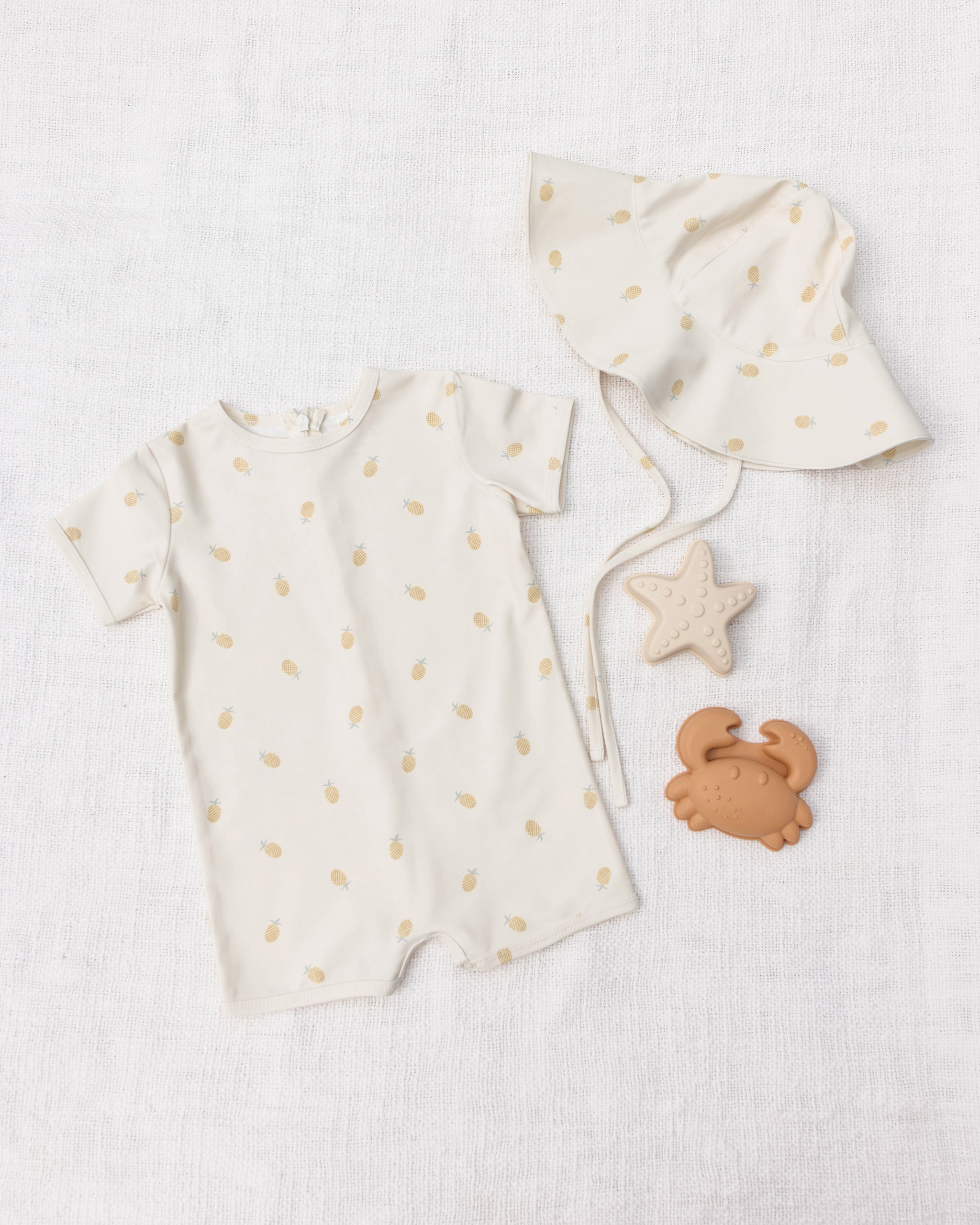 Rylee + Cru ライリーアンドクルー ベビー服 子供服 フロッピースイムハット　パイナップル