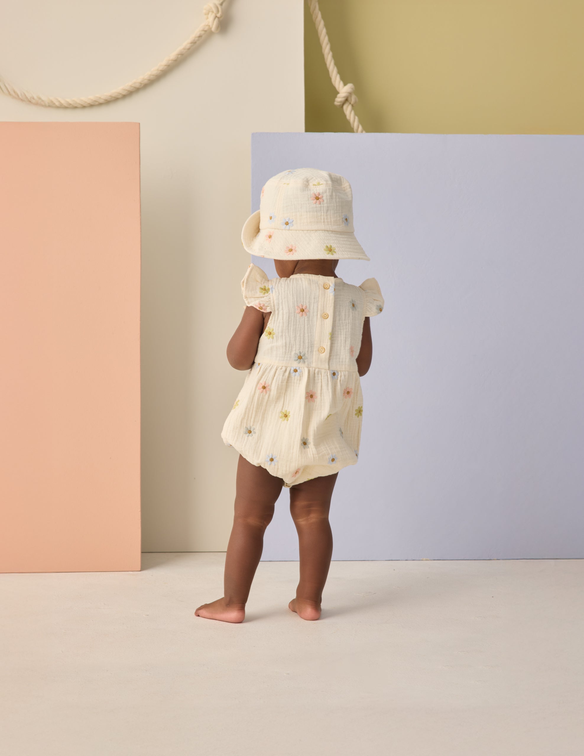 Rylee + Cru ライリーアンドクルー ベビー服 子供服 アメリア ロンパース　エンブロイダリーデイジー