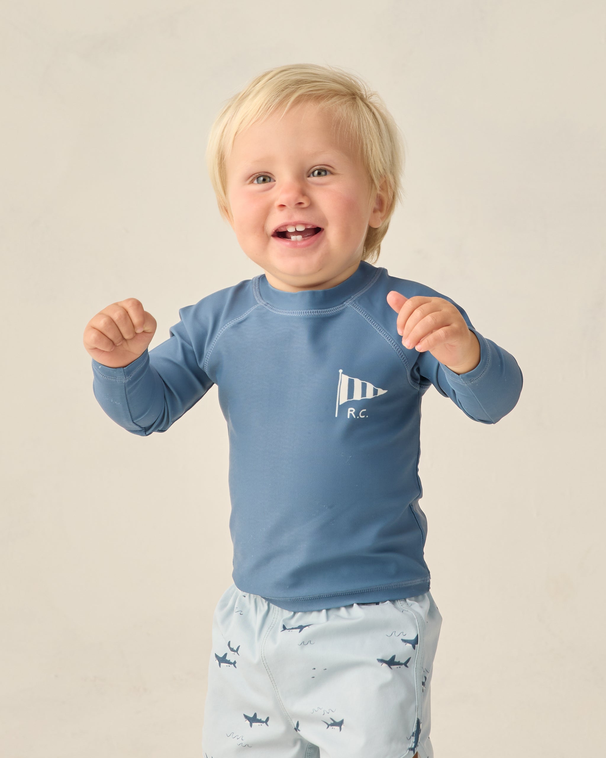 Rylee + Cru ライリーアンドクルー ベビー服 子供服 ロングスリーブラッシュガード　ネイビー