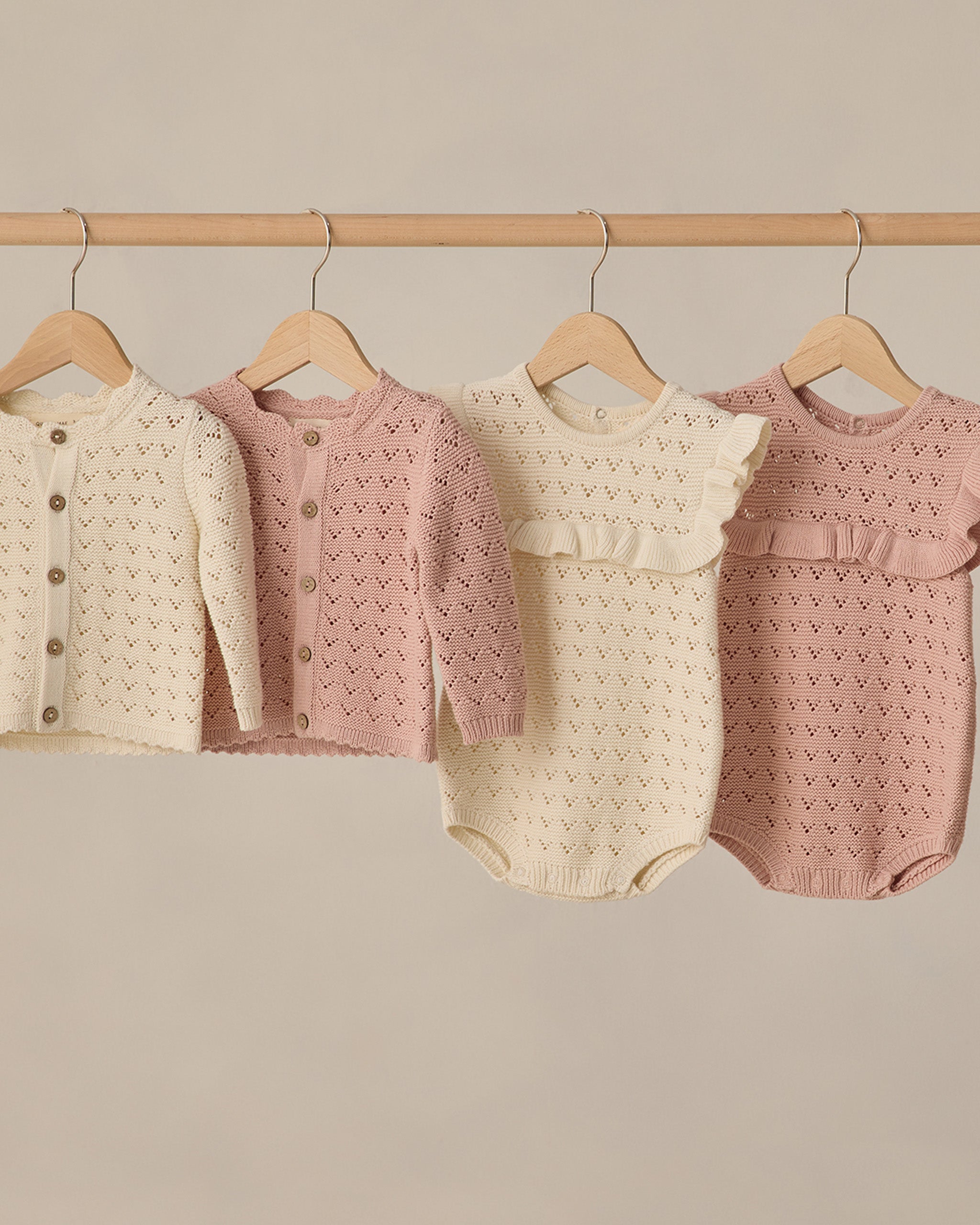 クインシーメイのオーガニックセーターニットはこちら