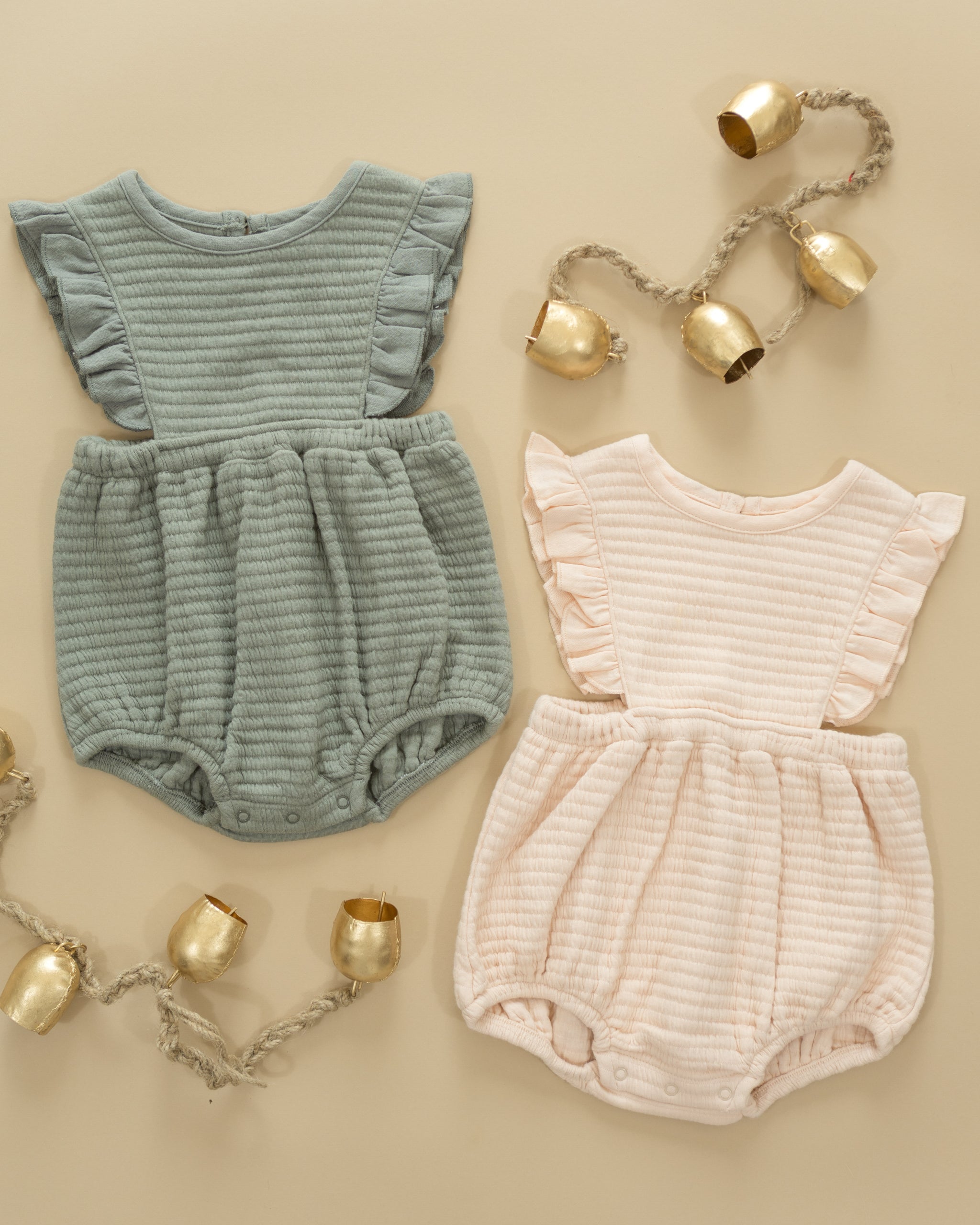 クインシーメイのオーガニックコットンニットはこちら